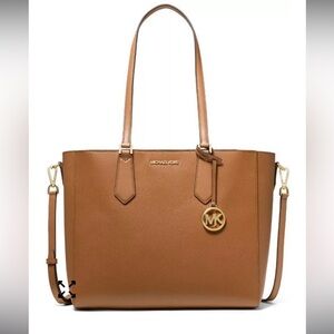 MICHAEL Michael Kors
Kimberly Large 3-in-1 Tote